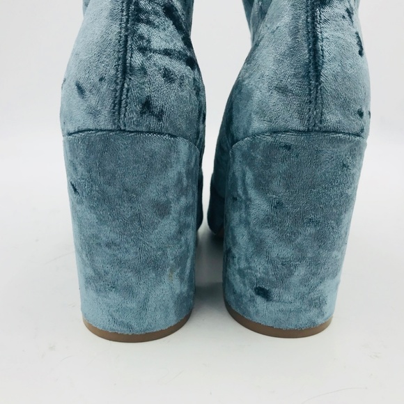 STEVE MADDEN Crushed Blue Velvet Ankle Boots NWOB - Picture 6 of 7